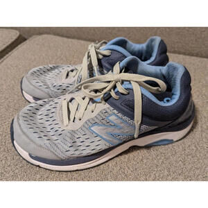 New Balance 847 V4 Light Aluminum/Vintage Indigo/Team Carolina Shoes Womens 8.5